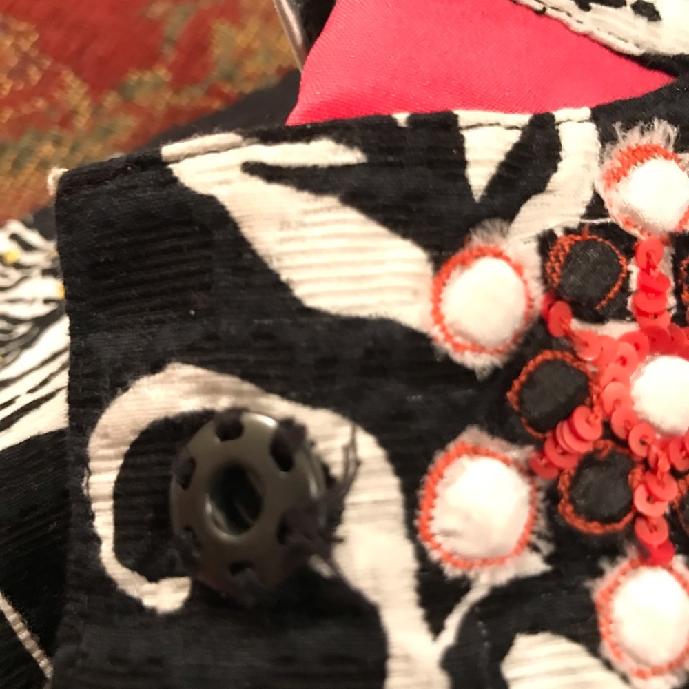 Chico’s Flowered Sequins Jacket - image 8